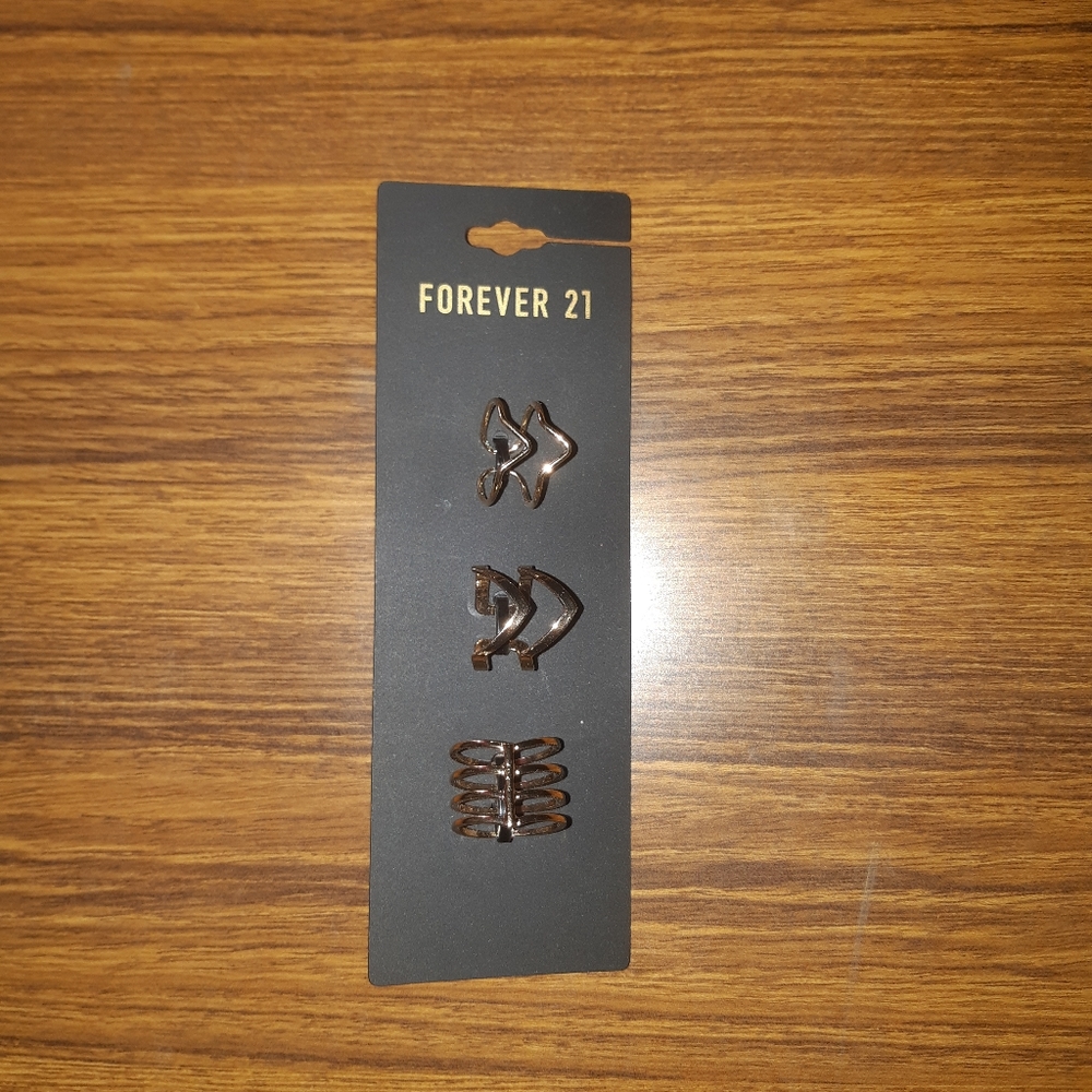 Forever 21 women's fashion style 3 pack rings